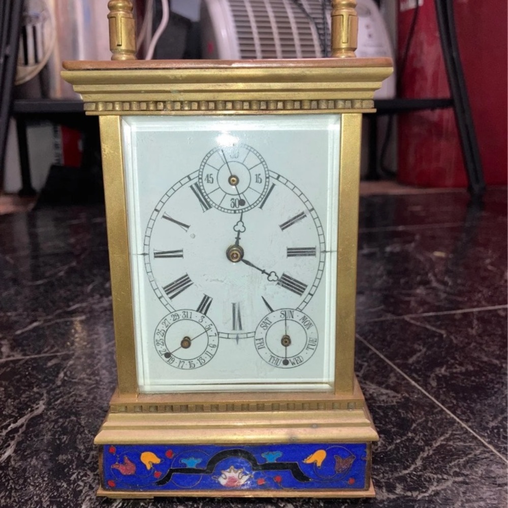 Vintage Chinese proclock